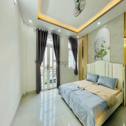 Siêu phẩm hẻm ngõ : Đỗ Ngọc Thạch,p12,q5 41.5m2 giá chỉ 2tỷ990 SHR cc