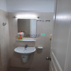 Bán căn hộ Lotus Garden Tân Phú 60m2, căn góc, giá 2 tỉ 320tr