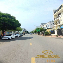 Cho thuê nhà 1 trệt 4 lầu đường D10 khu dân cư D2D, Biên Hòa