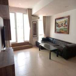 BÁN nguyên căn PENTHOUSE  sky garden 3, khu vực phú mỹ Hưng .