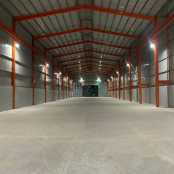 Bán Kho xưởng 1300m2 QL 1A rộng 17m vừa làm VP xe CONT ra vào 39.5 tỷ