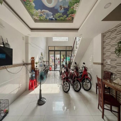 Nhà siêu to Tân Bình, 5 tầng, kinh doanh quá tốt