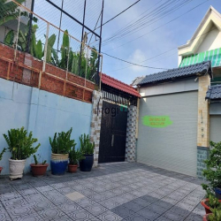 Sốc chỉ 30tr/m2, 300m2 thổ cư, HXH, gấp bán nhà Phan Văn Hớn, ngang 9m
