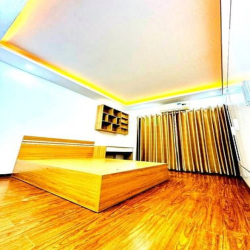 Nam Từ Liêm - nhà mới đón tết - gần hồ - 30m oto - 40m2 - nhỉnh 7 tỷ