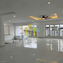 Villa mới xây khu đô thị An Phú - Sàn trống, Hầm 3 lầu (8x20m)