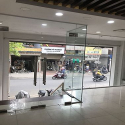 Cho thuê nhà phố TÔN ĐỨC THẮNG, 2 tầng, MT 5,5m