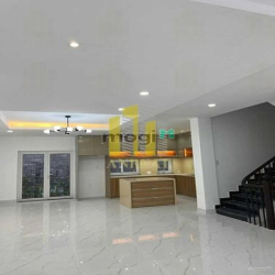 Villa mới xây khu đô thị An Phú - Sàn trống, Hầm 3 lầu (8x20m)