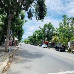 Chính chủ gửi bán lô đất Biệt thự sạch đẹp MT đường Bùi Tá Hán