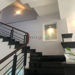 KTX Homestay biệt thự 1,5 tr/người (miễn phí: Điện, nước, net, xe máy