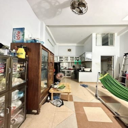Bán nhà NGUYỄN THIỆN THUẬT -  3 tầng - 4m x 17m - nhà BTCT nhỉnh 6 tỷ
