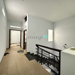Bán nhà NGUYỄN THIỆN THUẬT -  3 tầng - 4m x 17m - nhà BTCT nhỉnh 6 tỷ