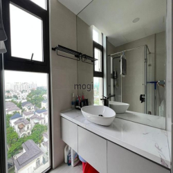 Căn góc 3PN loại I, 100m2, View cực đẹp, giấy tờ cầm tay. Giá hấp dẫn.