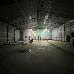 Cho Thuê Xưởng 650m Thạnh Lộc Quận 12. Ngay Ngã Tư Ga