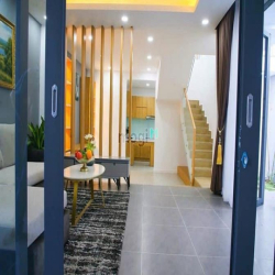 Bán gấp căn nhà Nguyễn Văn Đậu,P11,Bình Thạnh DT 105,3m2 giá 3ty470