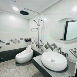 Bán nhà Trần Nhân Tông, Cầu Giấy, 8 tầng thang máy, 55m2, MT 4m.