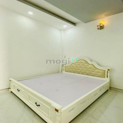 Hot nhà Lạc Long Quân Q11DT 60m2/ giá 2tỷ200tr Sổ Hồng Riêng