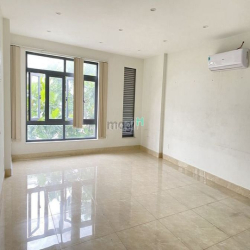 cho thuê mặt bằng và lầu 1 làm văn phòng đường 12.