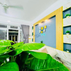 Bán nhà đẹp hẻm xe hơi (8x12) 111/1 Đường 59 p14 Gò Vấp (Emart2)