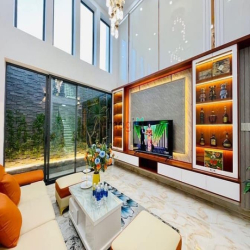 SIÊU PHẨM VIP THANG MÁY Lê Quang Sung , P.9, Quận 6 76.8m/3tỷ650tr SHR
