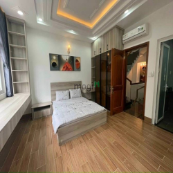 Giáo viên về hưu bán gấp nhà Đ. LÊ VĂN VIỆT 69M2/ 1 TỶ 420TR SHR