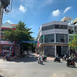 Cho thuê nhà GÓC 65 Gò Dầu, P. Tân Sơn Nhì, Q. Tân Phú. DT:10x12.5m