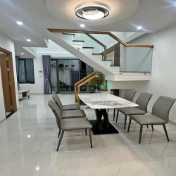 Kẹt tiền bán gấp giá còn 2ty150 TL chợ Hoàng Hoa Thám, Tân Bình 1T 2L