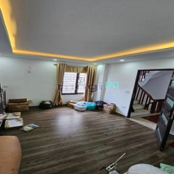 Bán Nhà  Gấp  Định Công Thượng - Hoàng Mai , DT 42m2 , Gía Hơn 4 Tỷ