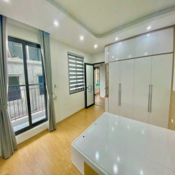 Đẳng Cấp Bán Nhà **Gia Thượng**, 43 M2, Ngõ Ô Tô, Giá 6 Tỷ