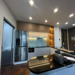 Bán  penthouse Midtown M6, 245m2, 4PN, 5WC, nhà NTCB. Gía tốt.