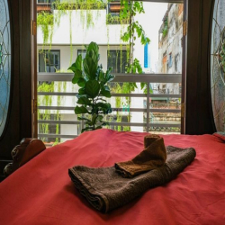 SiêuCănHộLUXURYQ1_2PN_Bancol_ThoángMát_AStot_FullNTSangTrọng_BếpRiêng