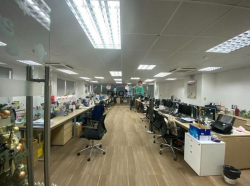 Cho thuê nhà mặt phố LÊ ĐẠI HÀNH, DT 219m2x9 tầng+hầm, MT 9.6m,  650tr