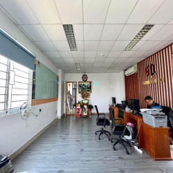 Cho thuê sàn văn phòng view đẹp mặt tiền Hà Huy Giáp, p. Quyết Thắng