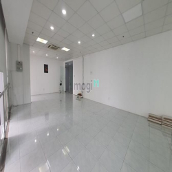 Văn phòng Luxcity 528 Huỳnh Tấn Phát 120m2 .