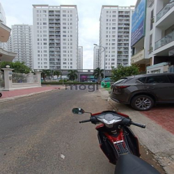 Nhà mặt tiền đường số 2 Khu Him Lam hầm trệt 3 lầu gần ngay Lotte Q7