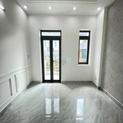 Nhà đường thông TX 22, DT:4X14M, Lửng, 3Lầu, 4PN, P/thờ, Sân thượng