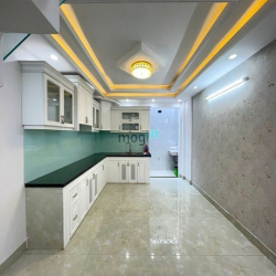Nhà đường thông TX 22, DT:4X14M, Lửng, 3Lầu, 4PN, P/thờ, Sân thượng