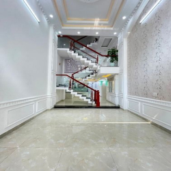 Nhà đường thông TX 22, DT:4X14M, Lửng, 3Lầu, 4PN, P/thờ, Sân thượng