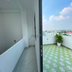 Nhà đường thông TX 22, DT:4X14M, Lửng, 3Lầu, 4PN, P/thờ, Sân thượng