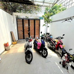 Bán gấp nhà 4 tầng kế Đại Lộ 2 Phước Bình, 154m2, ngang 5.6m,10ty6