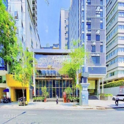 NGANG 10M Nhà GÓC 2MT Trần Hưng Đạo - Trần Đình Xu, Q1 , Chỉ 80tr/th