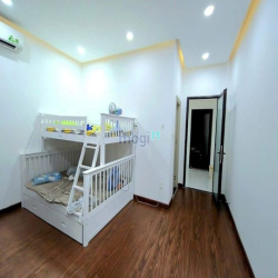 Bán gấp nhà 4 tầng kế Đại Lộ 2 Phước Bình, 154m2, ngang 5.6m,10ty6