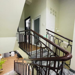 Nhà PHẠM VĂN HAI Đường oto thông F3 Tân 4 tầng 5PN,