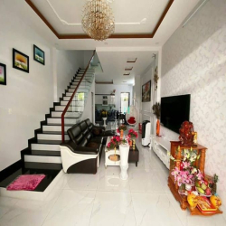 Chính chủ gửi Bán nhà phố hẻm ôtô Cách Nguyễn Thị Định tầm 120m Nhà 3L