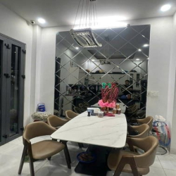 Chính chủ gửi Bán nhà phố hẻm ôtô Cách Nguyễn Thị Định tầm 120m Nhà 3L