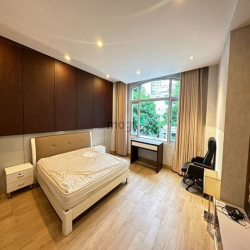 cho thuê biệt thự đẹp, giá rẻ, 3 lầu, 3pn mỹ phú 3, phú mỹ hưng, Q.7