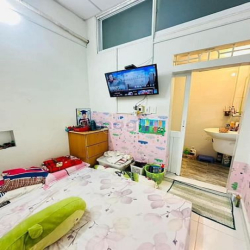 Bán nhà đường Vườn Lài 2 tầng ở ngay sát mặt tiền 32m2 giá chỉ 3.29 tỷ