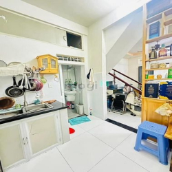 Bán nhà đường Vườn Lài 2 tầng ở ngay sát mặt tiền 32m2 giá chỉ 3.29 tỷ
