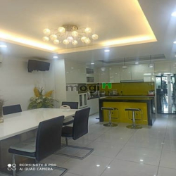 Bán Nhà Đẹp Đường xe Hơi Kiều Đàm Quận 7