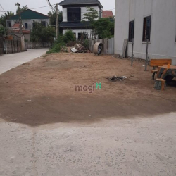Đất xây CHDV mặt tiền đường - Thảo Điền - Quận 2. DT:6x30. Giá: 110tr