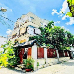 Bán gấp Biệt thự 164m2, 4 tầng Nguyễn Thị Định, Q.2, chỉ 14.5 tỷ TL